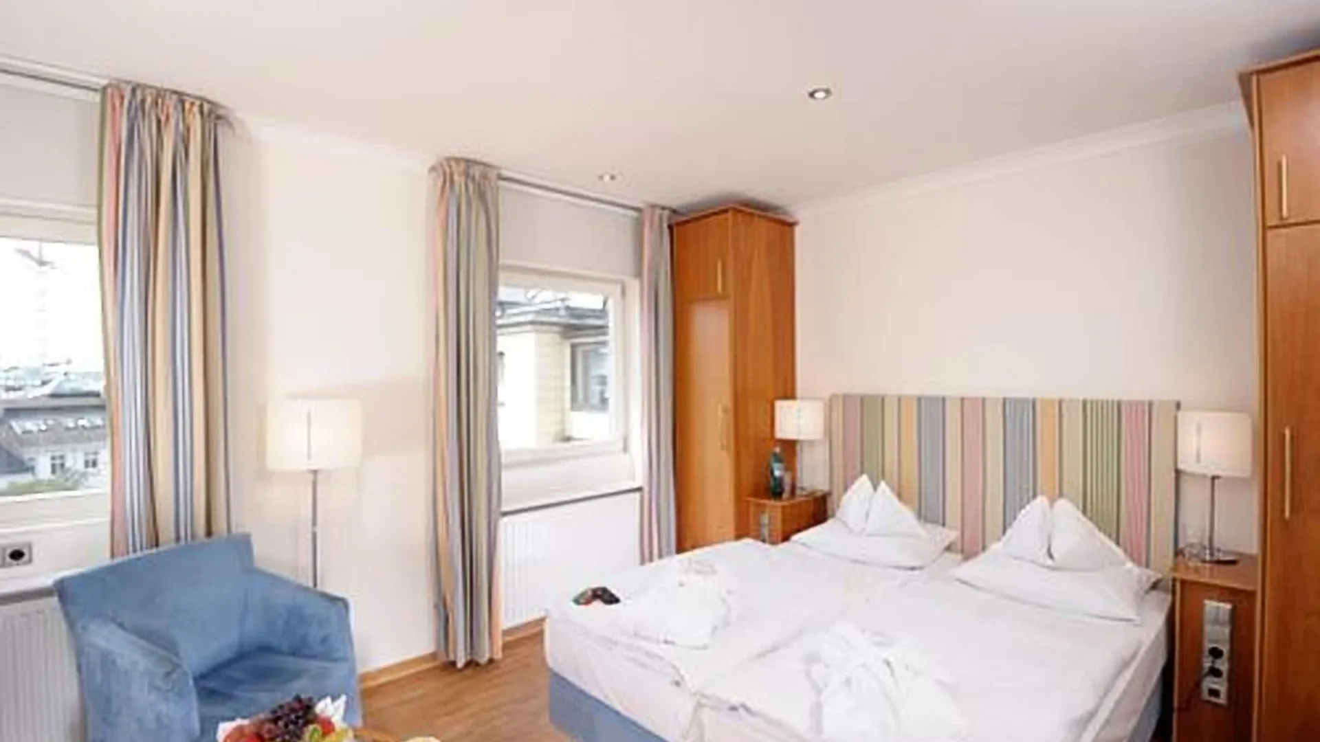 Hotel Baseler Hof Amburgo